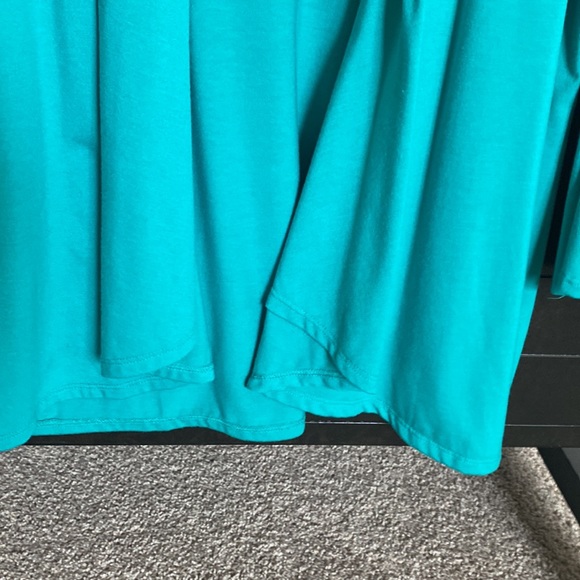 Turquoise green sweater, size P Medium. - Picture 3 of 6